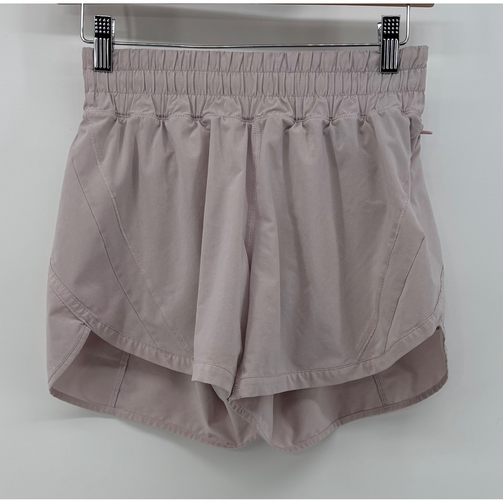 Lululemon Shorts Women Sz 6 Track That Lined Low Rise LW7ATBS Running Light Pink